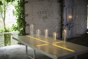 Table en Corian® led intégré